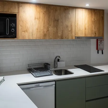 Guest house Entre Linhas 3*